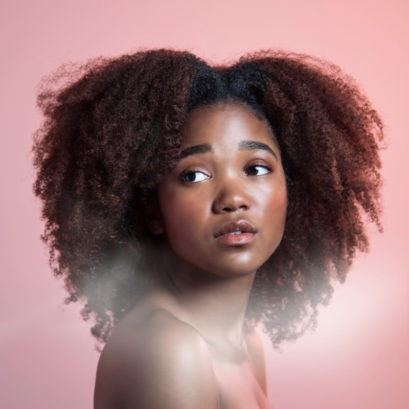 Lumé Collagen Lifting Facial